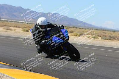 media/Oct-08-2022-SoCal Trackdays (Sat) [[1fc3beec89]]/Turn 16 Inside (1130am)/